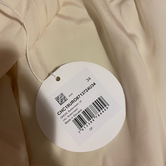 Chloe dress buttercream - Picture 7 of 8